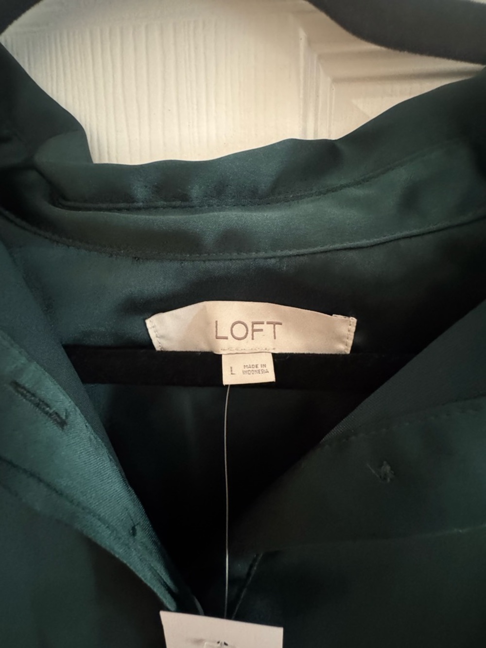 LOFT Deep Green Satin Button-Up Blouse - Picture 5 of 9